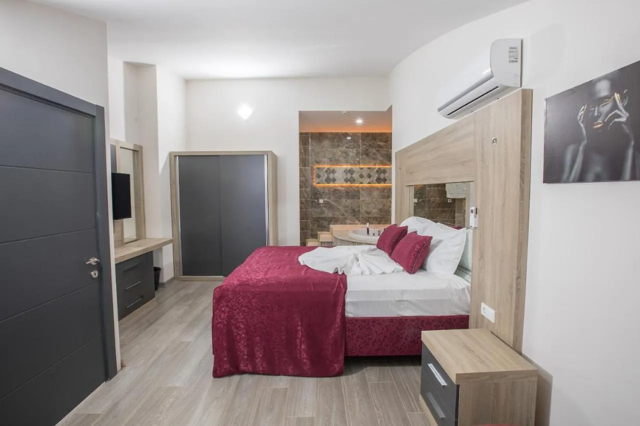 Elanis Suites Antalya 3*,