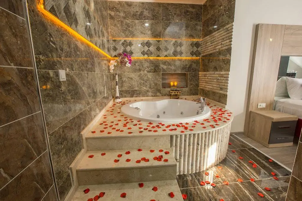 Elanis Suites Antalya Aparthotel